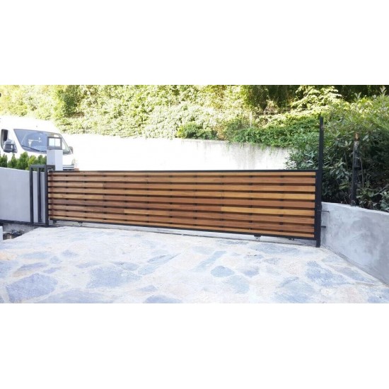 Teak Bahçe Kapısı